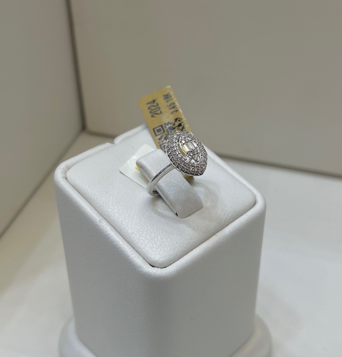 خاتم — لازوردي — عيار 18 — 3.45 جم