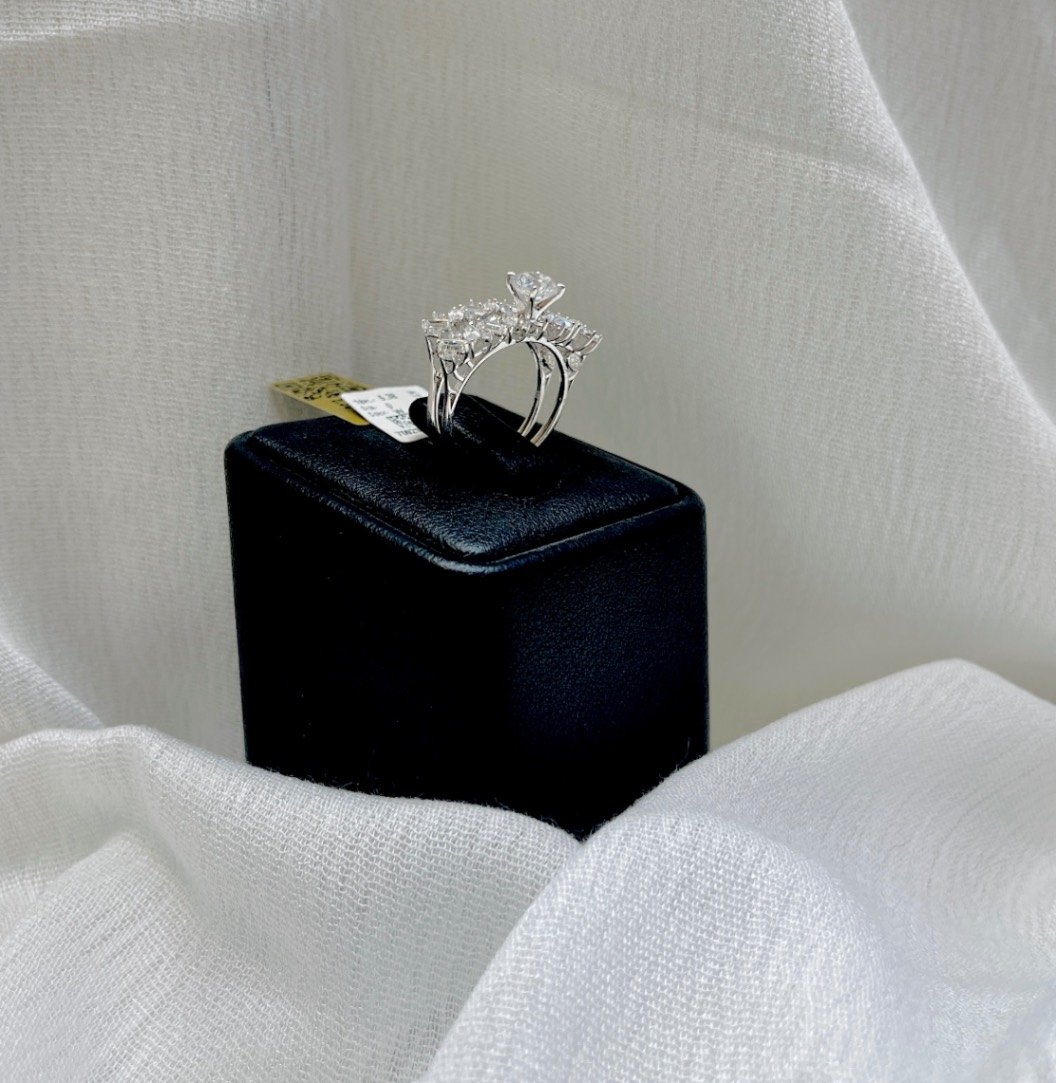 توينزات مجمع — لازوردي — عيار 18 — 5.38 جم