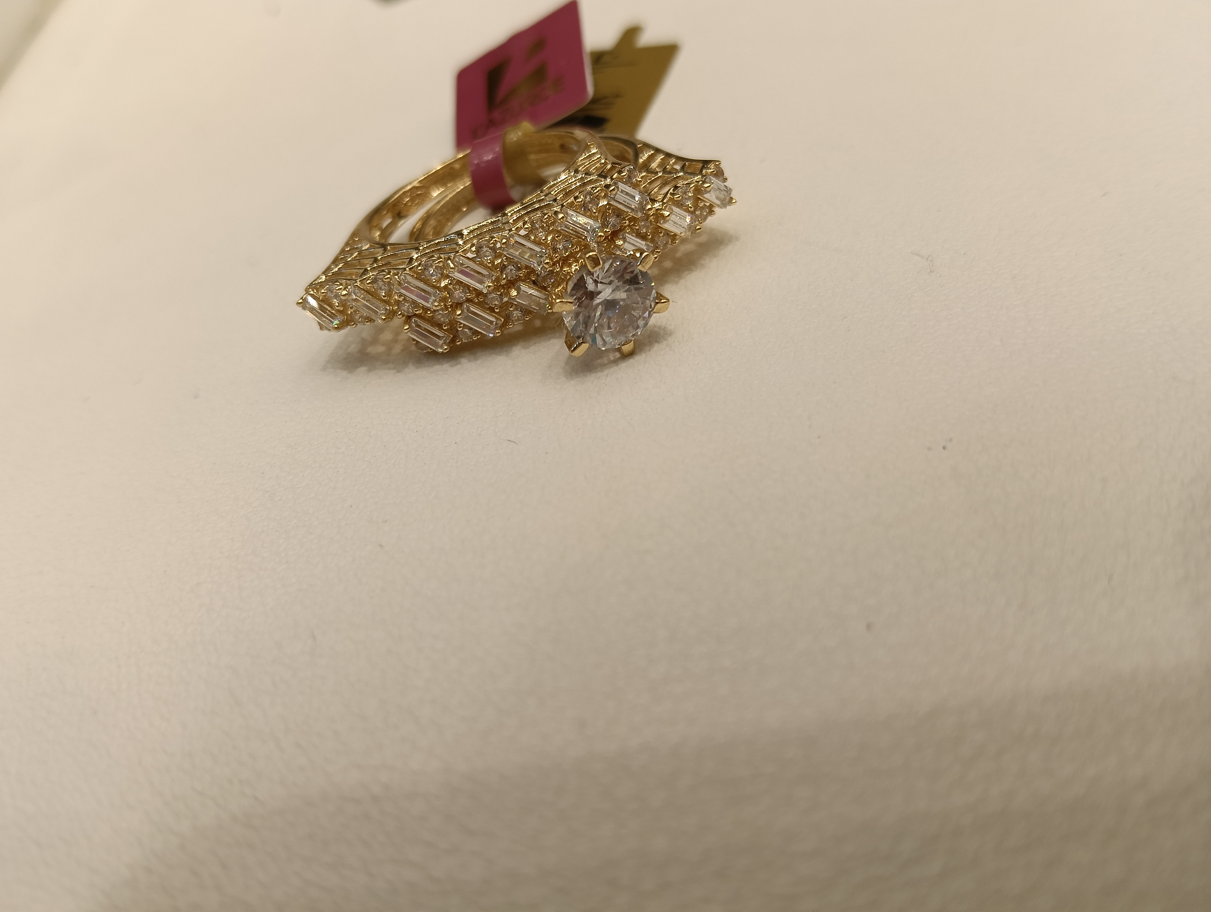 توينزات مجمع — لازوردي — عيار 18 — 7.59 جم